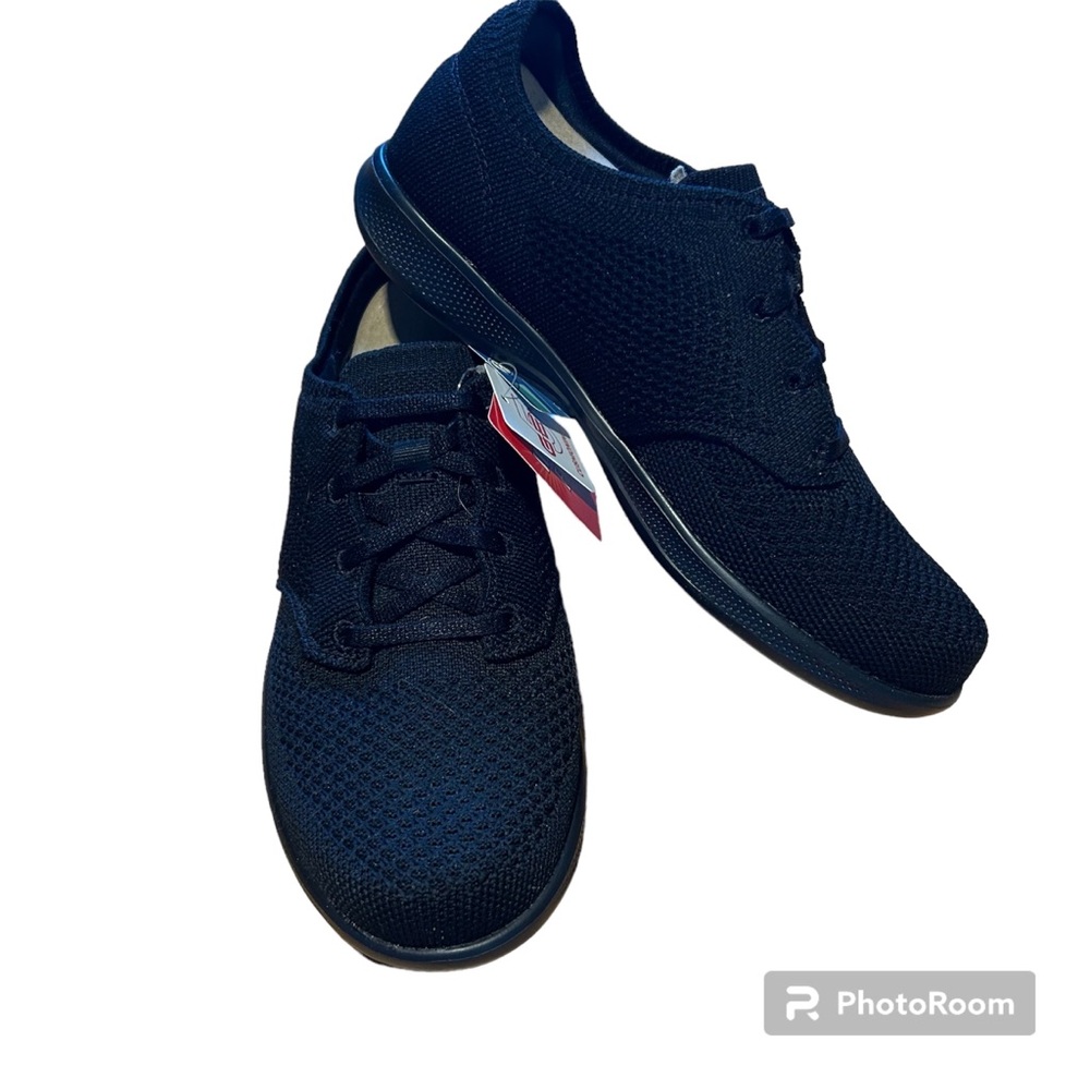 Skechers Women's Navy Knit Lace-Up Sneakers